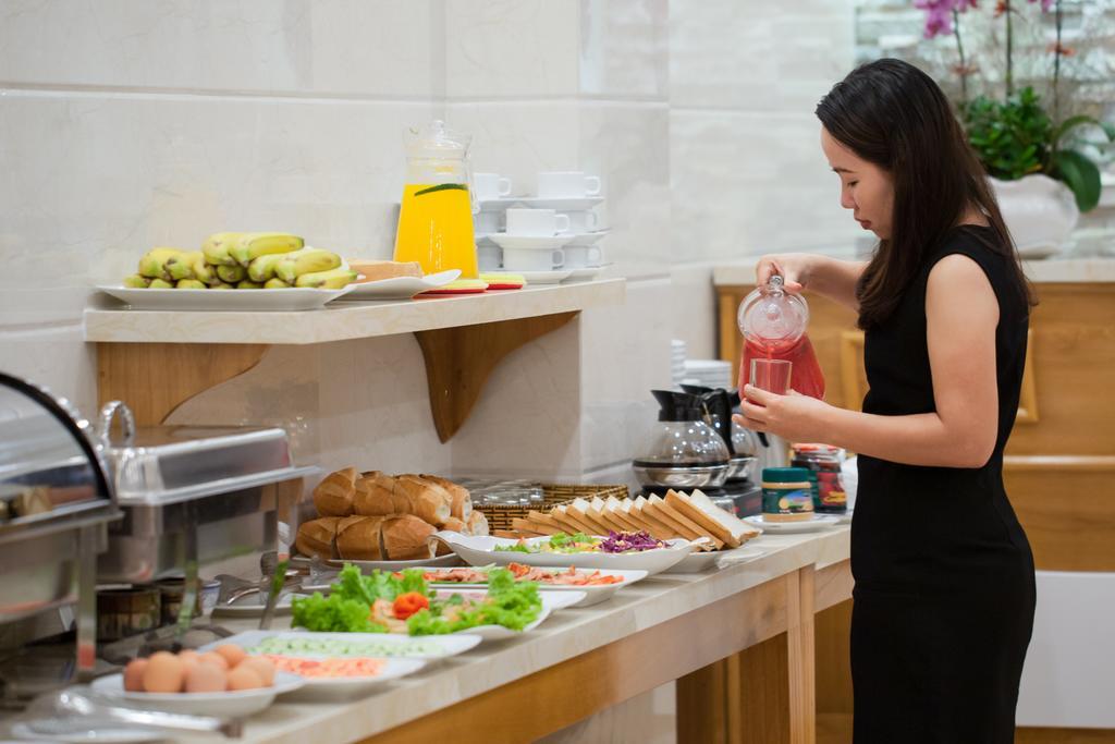 Thien Hai Hotel Хошимин Екстериор снимка