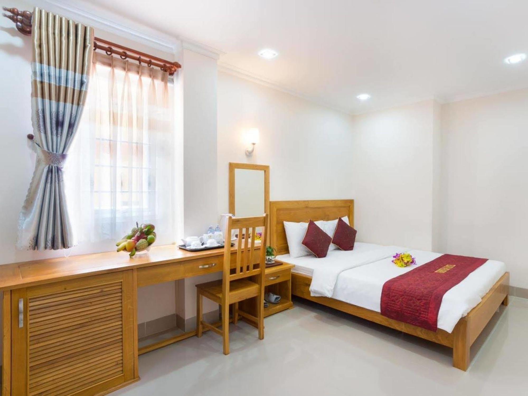 Thien Hai Hotel Хошимин Екстериор снимка