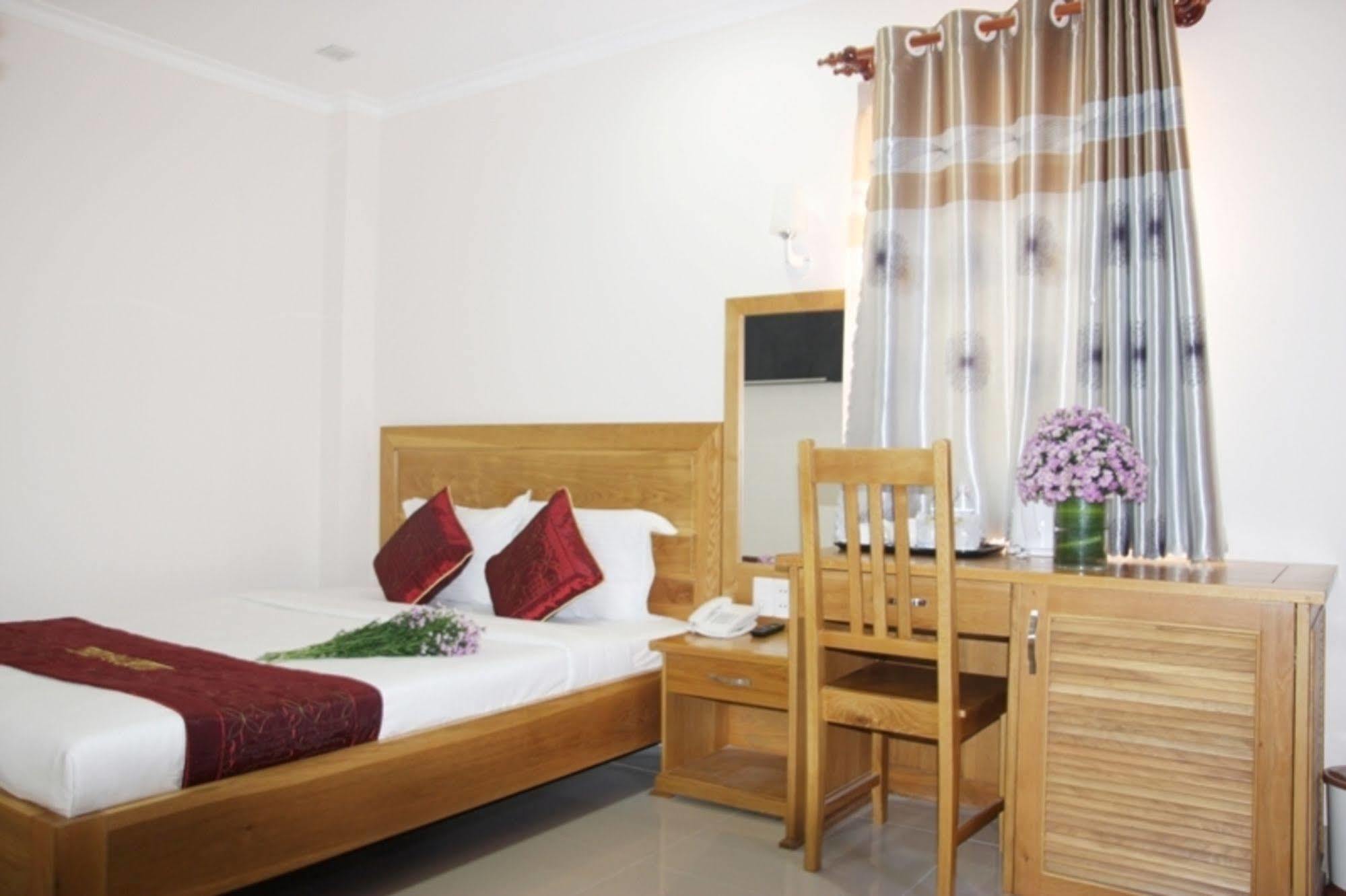 Thien Hai Hotel Хошимин Екстериор снимка